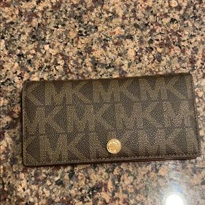 Michael Kors wallet